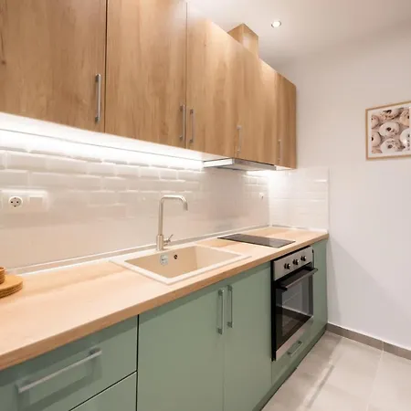 Halu! And Villas Appartamento Salonicco